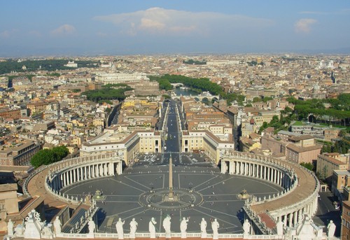 Vaticano contro la depenalizzazione dell'omosessualità: "Gli omofobi sono le vere vittime" Cultura Gay 