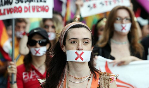 La legge sull'omofobia è morta Cultura Gay 