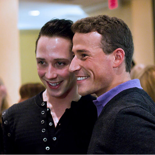 Johnny Weir sposa il fidanzato Victor Voronov Gossip Gay 