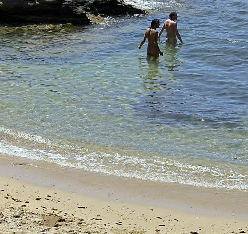 Spiaggia gay davanti alla tenuta di Giorgio Napolitano Gossip Gay 