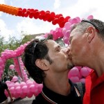 Bergamo: il sindaco vieta la mostra Baci Rubati Cultura Gay GLBT News Manifestazioni Gay 