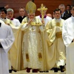 Papa Ratzinger: "Unioni gay, aborto e divorzio sono sfide pericolose per il bene comune"  Cultura Gay GLBT News 