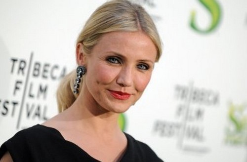 Cameron Diaz è attratta dalle donne ma non può vivere senza... Cinema Gay Gossip Gay 