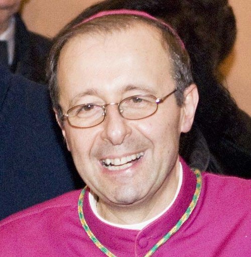 Monsignor Enrico Solmi ai gay: "Non vi sentiate discriminati" Cultura Gay 