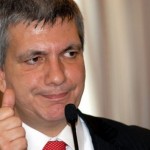 Nichi Vendola si candida premier. I gay italiani hanno trovato il loro leader? Cultura Gay GLBT News 