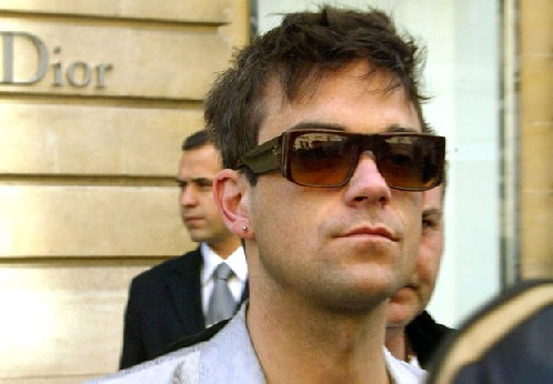 Robbie Williams: "Vorrei un figlio gay" Icone Gay 