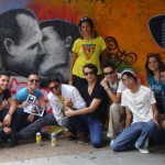 Caracas: il murales della tolleranza con il bacio gay è stato restaurato  Cultura Gay 