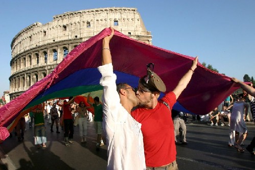 Roma: il 27 novembre aprirà il primo gay shop Lifestyle Gay Shopping Gay 