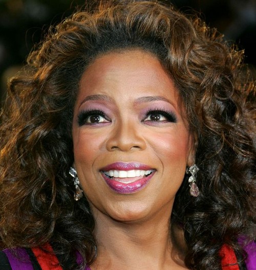 Oprah Winfrey piange in tv: "Non sono lesbica. Gayle King è la madre che non ho mai avuto" Gossip Gay Televisione Gay 