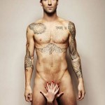 Adam Levine nudo su Cosmopolitan per beneficienza Gallery Icone Gay 