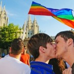 UK: i giovani etero amano baciare i propri coetanei  Cultura Gay 