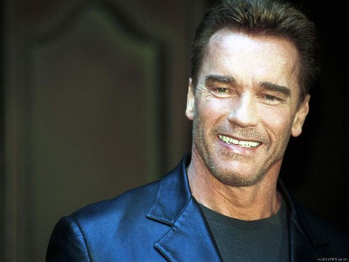 Arnold Schwarzenegger: "Mia madre pensava che fossi gay" Gossip Gay 