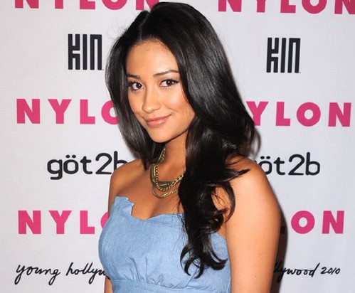 Pretty Little Liars: Shay Mitchell orgogliosa di rappresentare la comunità gay Cultura Gay Icone Gay 