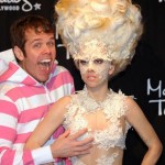 Perez Hilton: “Born This Way di Lady Gaga sarà molto gay” Icone Gay Lifestyle Gay 