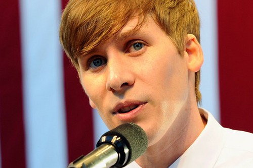 Dustin Lance Black: "J. Edgar non affronterà i soliti stereotipi gay" Cinema Gay 