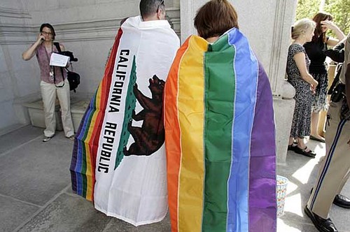 California: il 51% degli elettori favorevoli al matrimonio gay Cultura Gay 