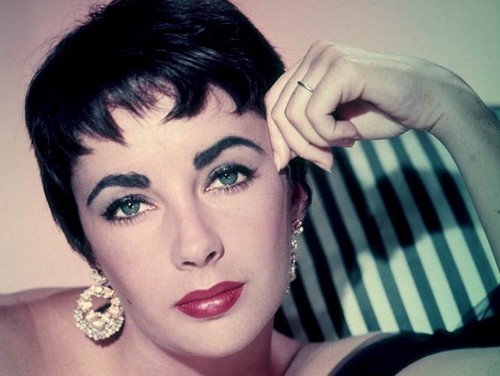 Chiesa di Westboro: "Liz Taylor ha difeso i gay. Non merita il riposo eterno" Cultura Gay 