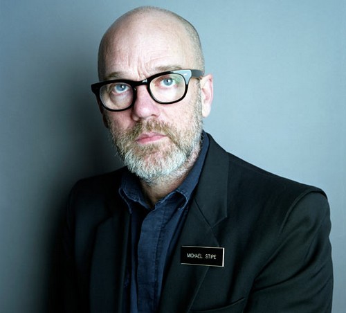 REM, Michael Stipe: "Sono gay all'80% ma non datemi del bisex" Gossip Gay 