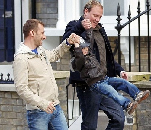 Coronation Street: Marcus e Sean avranno un figlio Televisione Gay 