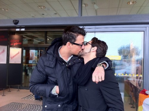 Bacio libero, i racconti di una giornata da non dimenticare Gallery Manifestazioni Gay Video 