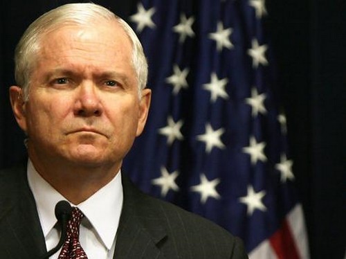 Usa, Robert Gates: "L'abolizione del DADT porterà importanti cambiamenti tra le truppe militari" Cultura Gay Video 