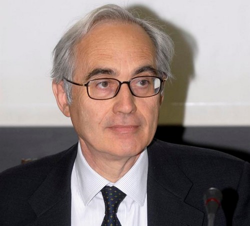 Roberto De Mattei: "L'omosessualità è una perversione morale" Cultura Gay 