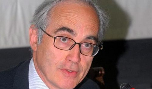 Roberto De Mattei: "I gay hanno causato la caduta dell'Impero romano" Cultura Gay Video 