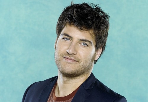 Happy Endings, Adam Pally: "I gay mi amano" Televisione Gay 