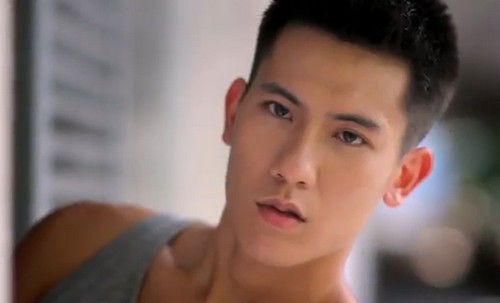 Singapore: video per combattere la transfobia Cultura Gay Video 