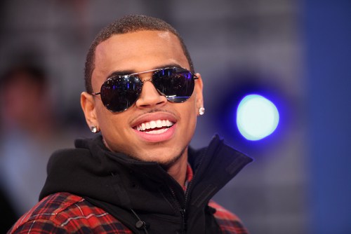 Chris Brown dà del gay ad un paparazzo Gossip Gay 