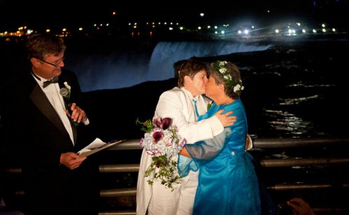 New York: primo matrimonio gay tra due nonne lesbiche Cultura Gay 