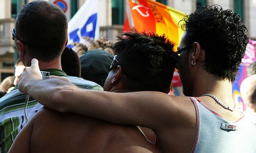 Milano gay-friendly: registro coppie di fatto e case pubbliche alle coppie gay Cultura Gay 