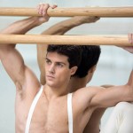 Roberto Bolle gay?: "Mi sento libero di non soddisfare questa curiosità" Gossip Gay 