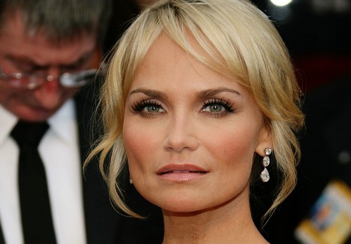 Kristen Chenoweth: "Non credo che essere gay sia un peccato" Cinema Gay 