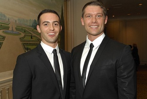 Matrimoni gay: John Partridge ha sposato il fidanzato Jon Tsouras Gossip Gay 