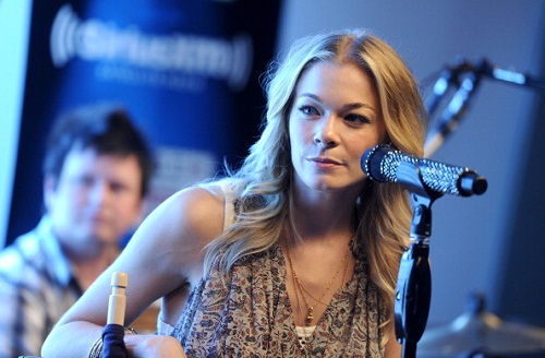 LeAnn Rimes supporta la causa omosessuale Amore e Sesso Gay 