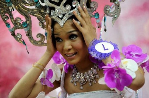 Miss Trans Brasile 2011, rissa durante la premiazione GLBT News Manifestazioni Gay Video 