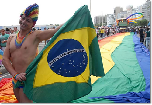 Rio de Janeiro, successo Gay Pride 2011 celebrato da 700.000 partecipanti GLBT News Manifestazioni Gay 