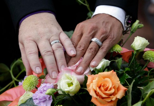 Inghilterra, credenti conservatori non vogliono matrimonio gay GLBT News Omofobia Sondaggi Lgbt 
