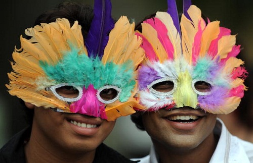 India: prorogata al 2012 la legge per la detenzione degli omosessuali Omofobia 
