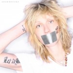 Courtney Love posa per la campagna NOH8 GLBT News Icone Gay Lifestyle Gay Primo Piano 