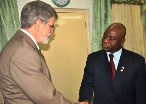 Liberia, ministro della difesa sottovaluta diritti lgbt Omofobia Primo Piano 