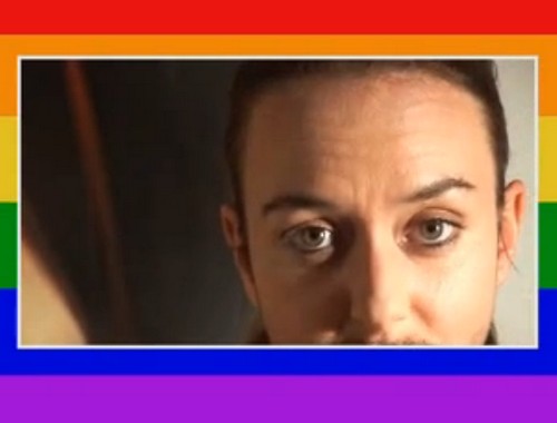 Caterina Guzzanti video per la lotta all'Aids: "Io uso il preservativo" Amore e Sesso Gay Cultura Gay Primo Piano Video 