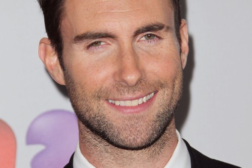 Adam Levine (Maroon 5): no alla festa per i Grammy nel locale omofobo Cultura Gay Primo Piano 