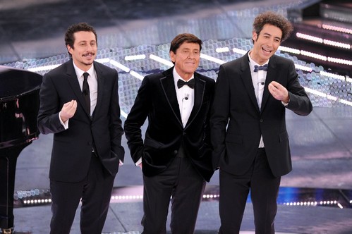 Sanremo 2012: baci gay sul palco dell'Ariston? Cultura Gay Primo Piano Televisione Gay 
