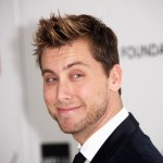 Lance Bass attaccato da omofobi su Facebook Omofobia 