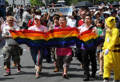 Tokyo: 2.500 persone sfilano per il Gay Pride GLBT News 