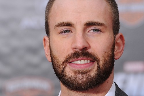 Chris Evans: "La disuguaglianza tra coppie gay ed etero è imbarazzante" Cultura Gay Primo Piano 