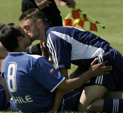 Calcio gay: Di Natale, Rivera e Cabrini contro il pensiero di Cesare Prandelli Cultura Gay 