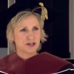 Jane Lynch tiene il discorso di laurea della Smith College (video) Icone Gay Video 